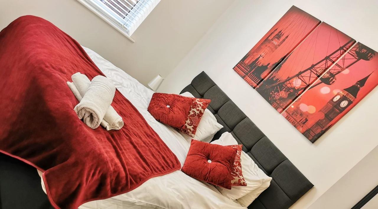 J Quarter - Sleeps 5 Long Term & Families Comfortably, 4 Beds, 2 Bathrooms Birmingham Ngoại thất bức ảnh